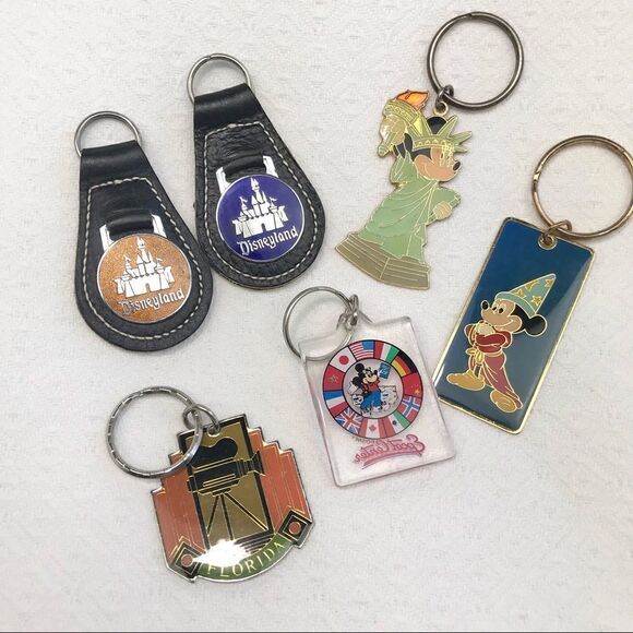 Disney Keychain Collectors 6 pc. Bundle - Picture 1 of 9